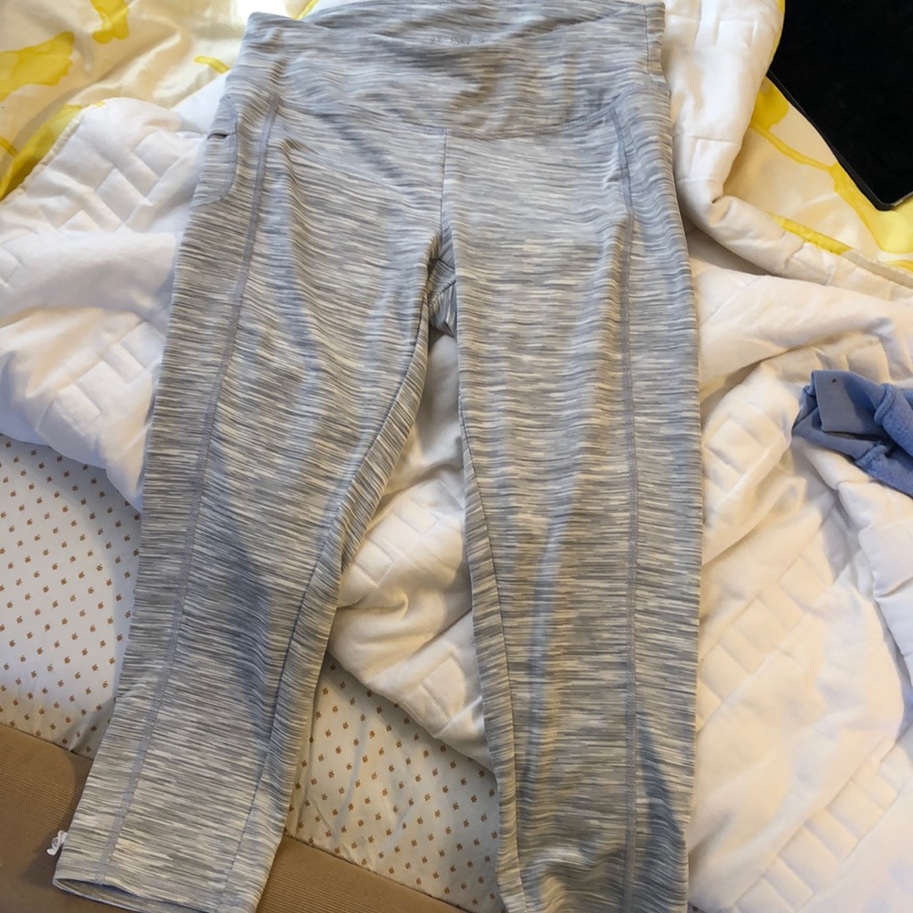 Danskin gray white leggings